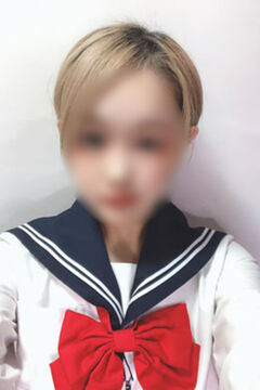 業界完全未経験のショートボブのスレンダー美少女はるなちゃん 画像