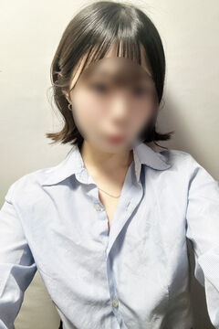 Dカップ!黒髪美少女ゆりかさんのご紹介です! 画像